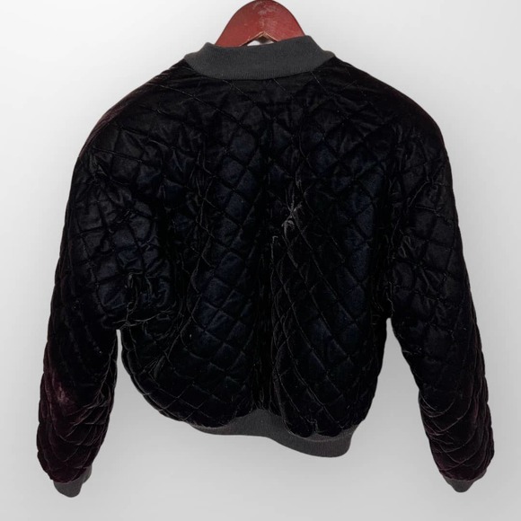 Small Vintage Velvet Bomber Crop DiamondQuilted Pockets Satin Fuchsia Lining - Picture 6 of 9